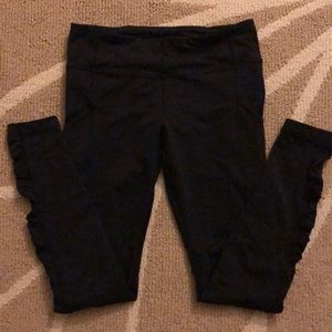 Lululemon black full length tight ruched bottom